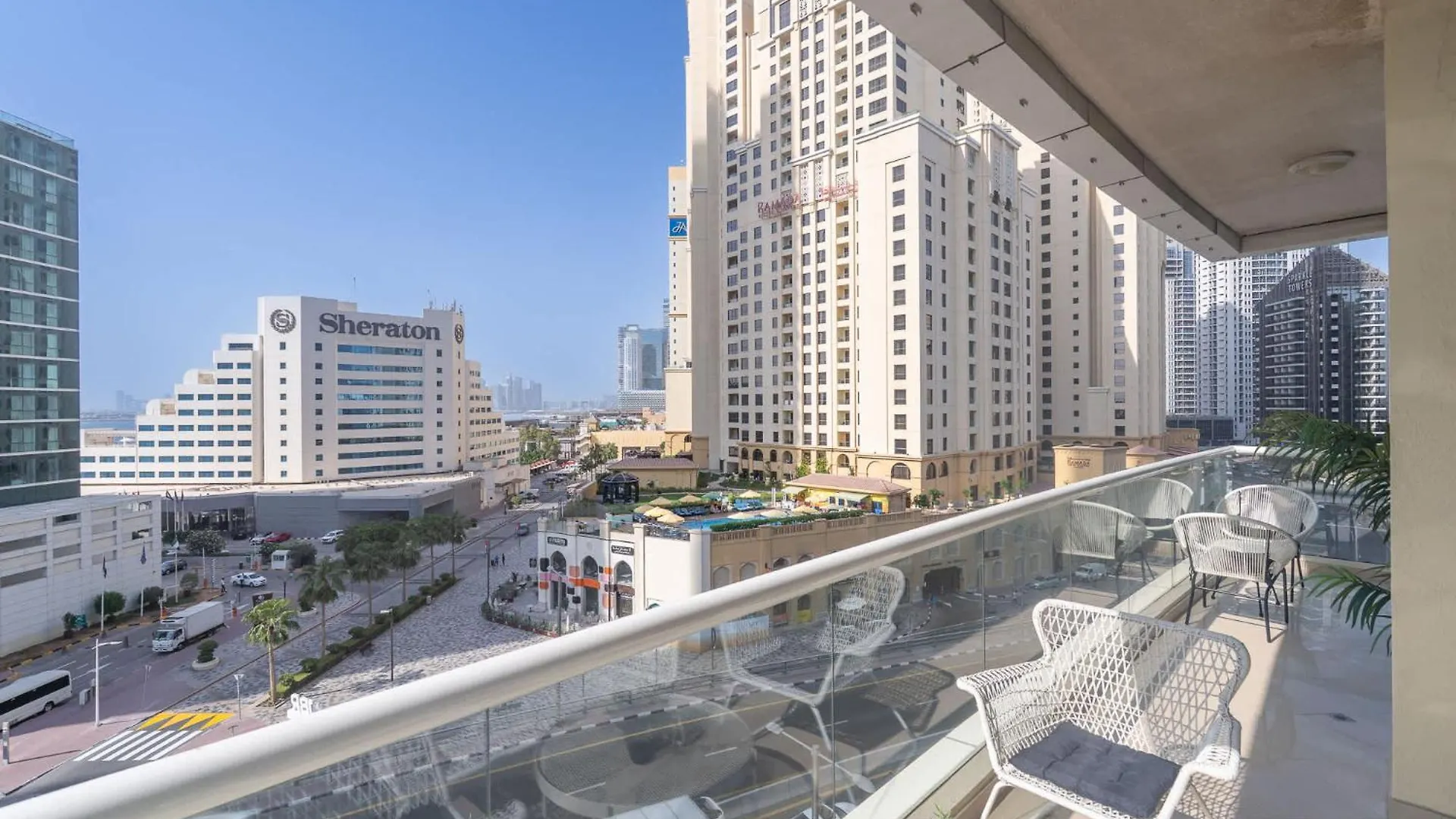 Amazing 2 Bedroom In Dubai Marina Sleeps 4! Apartment