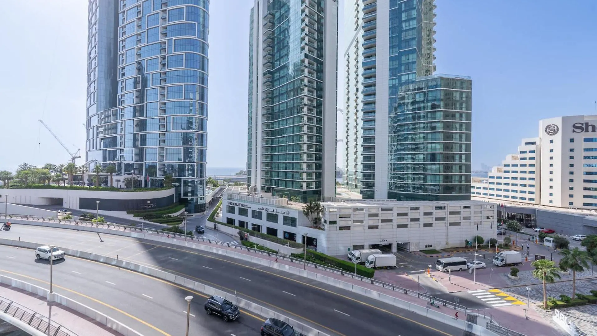 Amazing 2 Bedroom In Dubai Marina Sleeps 4!